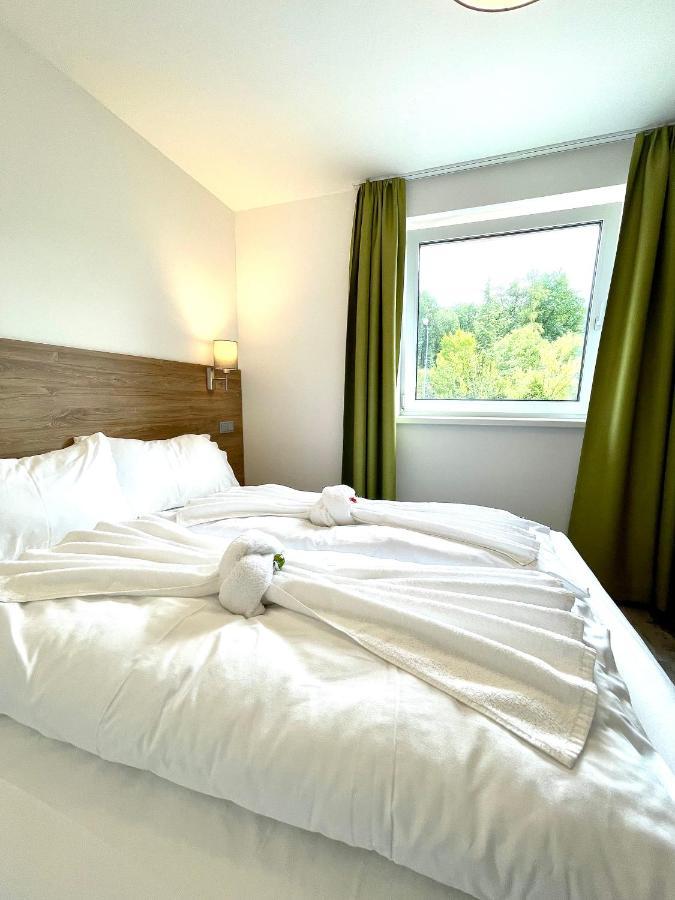 Motel Xl Lounge Traisen ภายนอก รูปภาพ